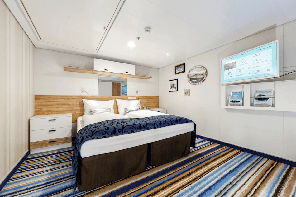 Mein Schiff 5 cruise ship