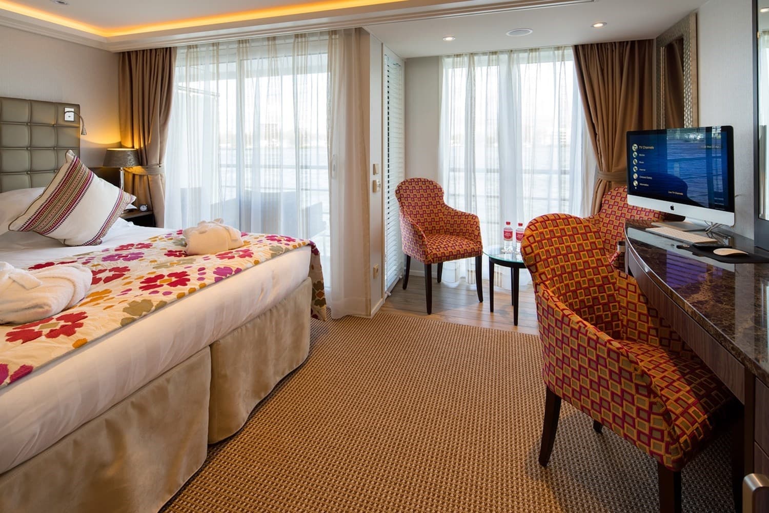 AmaStella Twin Balcony