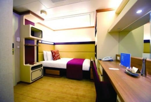 Azura Single Inside