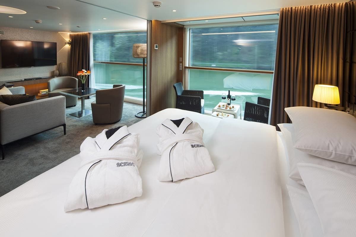 Scenic Diamond Royal Balcony Suite