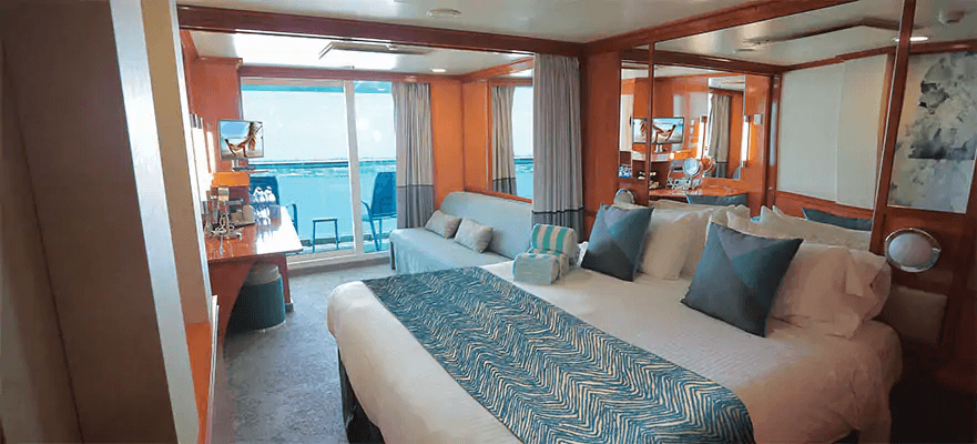 Norwegian Gem Aft-Facing Club Balcony Suite