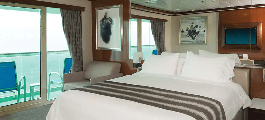 Norwegian Jewel The Haven Courtyard Penthouse with Balcony