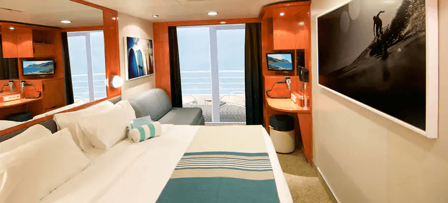 Pride of America Aft-Facing Large Balcony