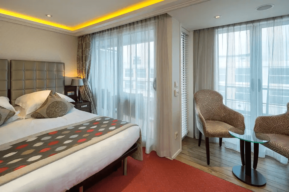 AmaPrima Twin Balcony