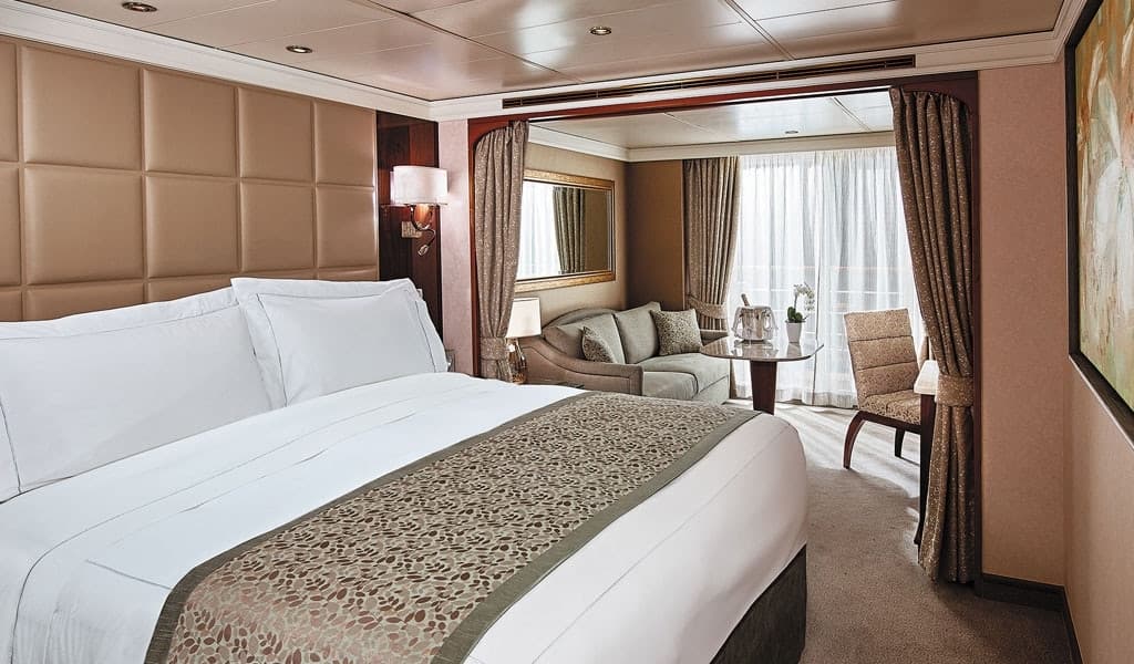 Seven Seas Navigator Penthouse Suite