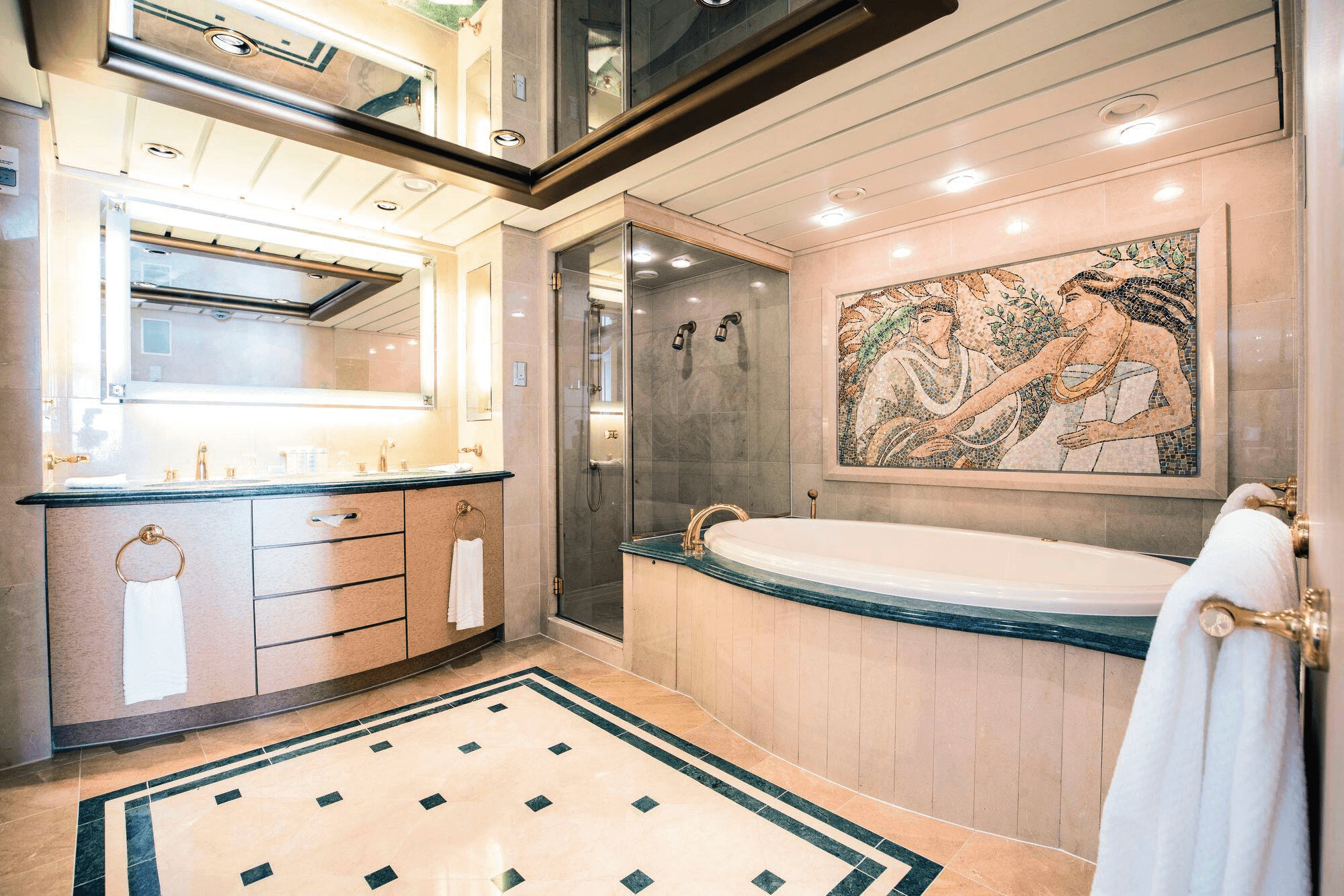 Marella Discovery Royal Suite