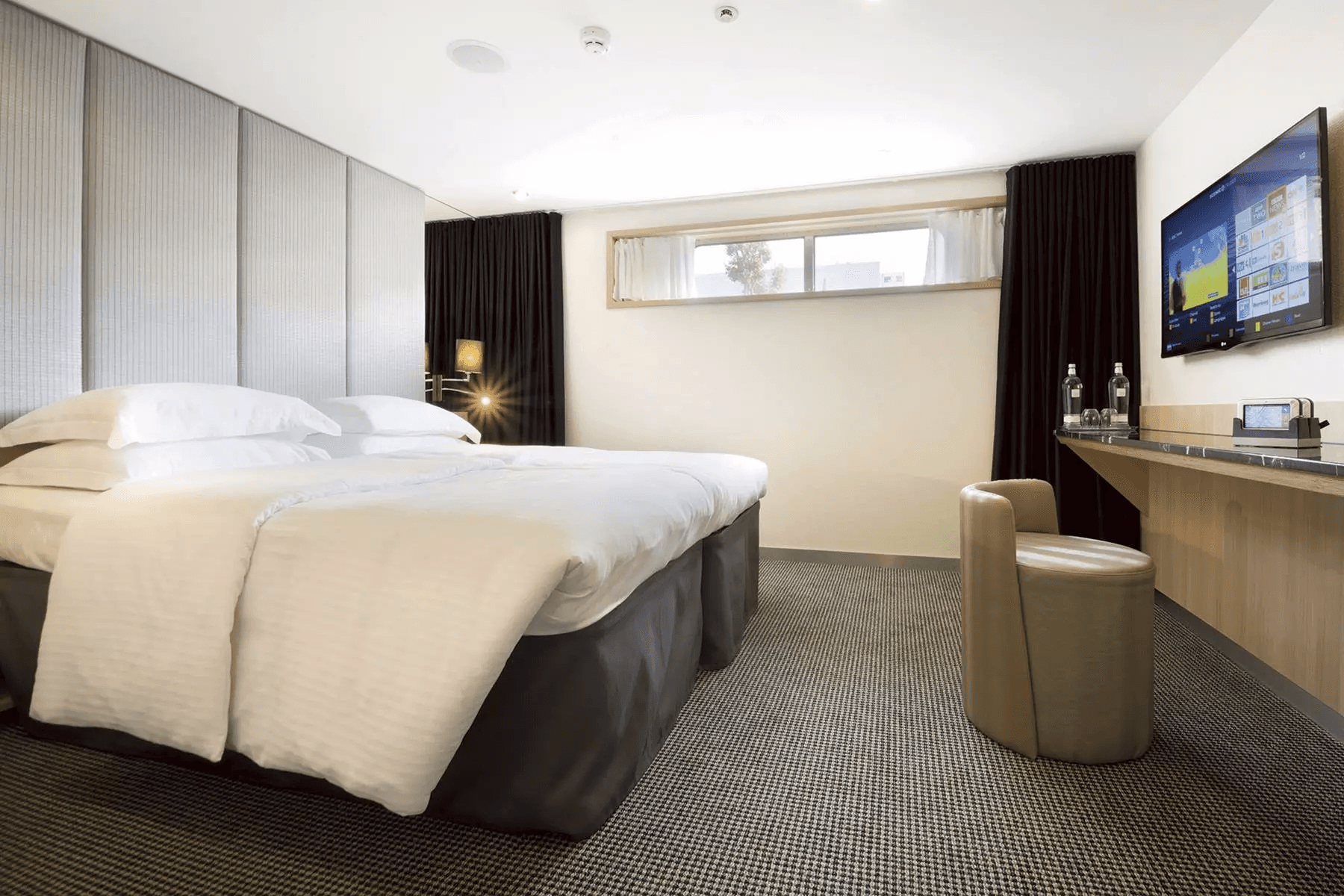 Scenic Jade Standard Suite