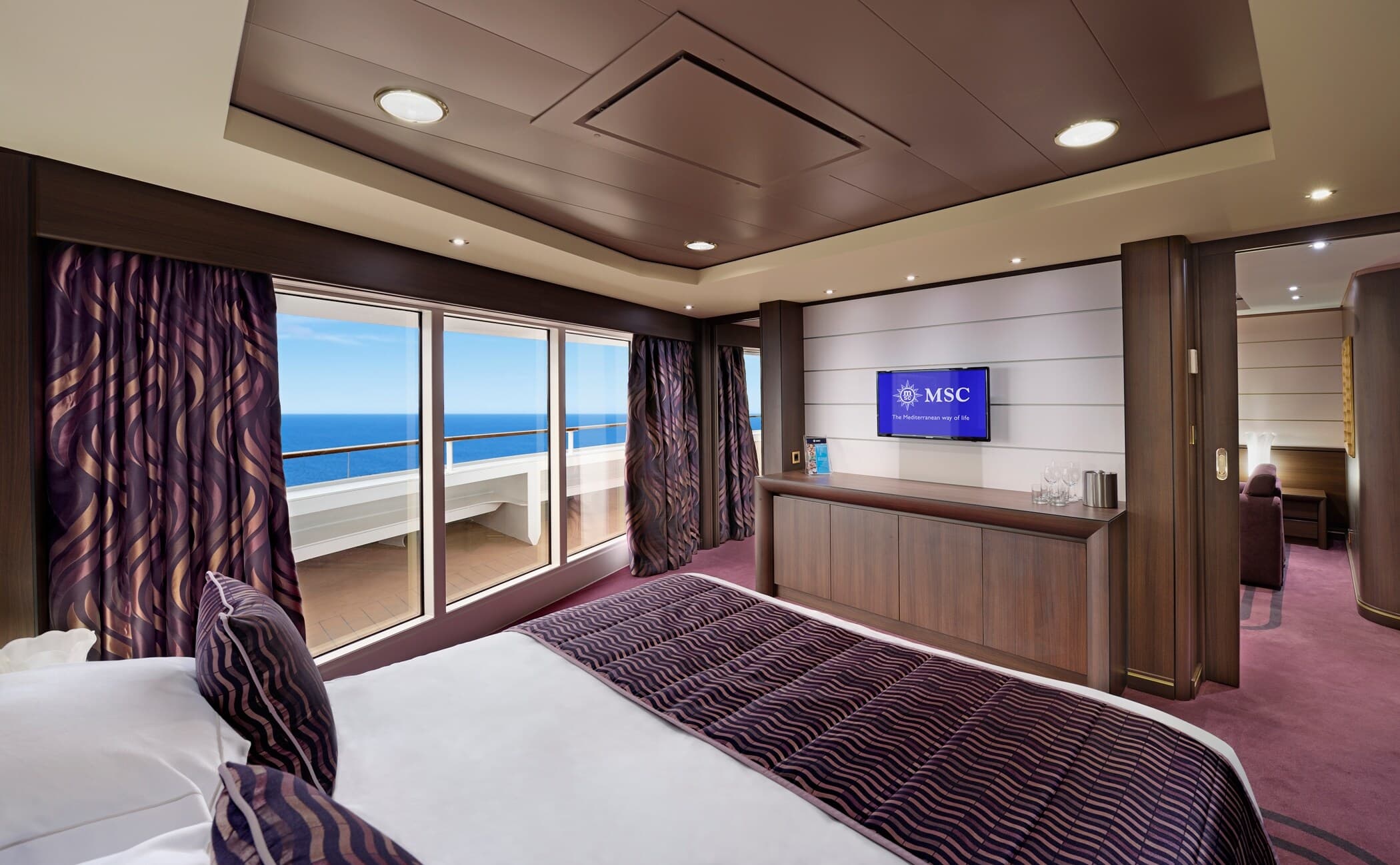 MSC Preziosa EXECUTIVE & FAMILY SUITE
