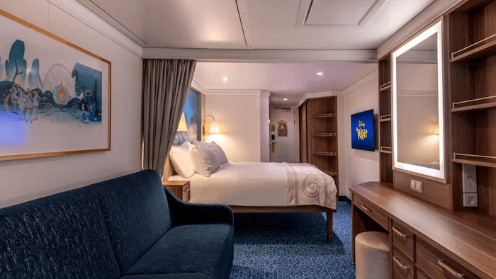 Disney Wish Deluxe Family Oceanview Stateroom