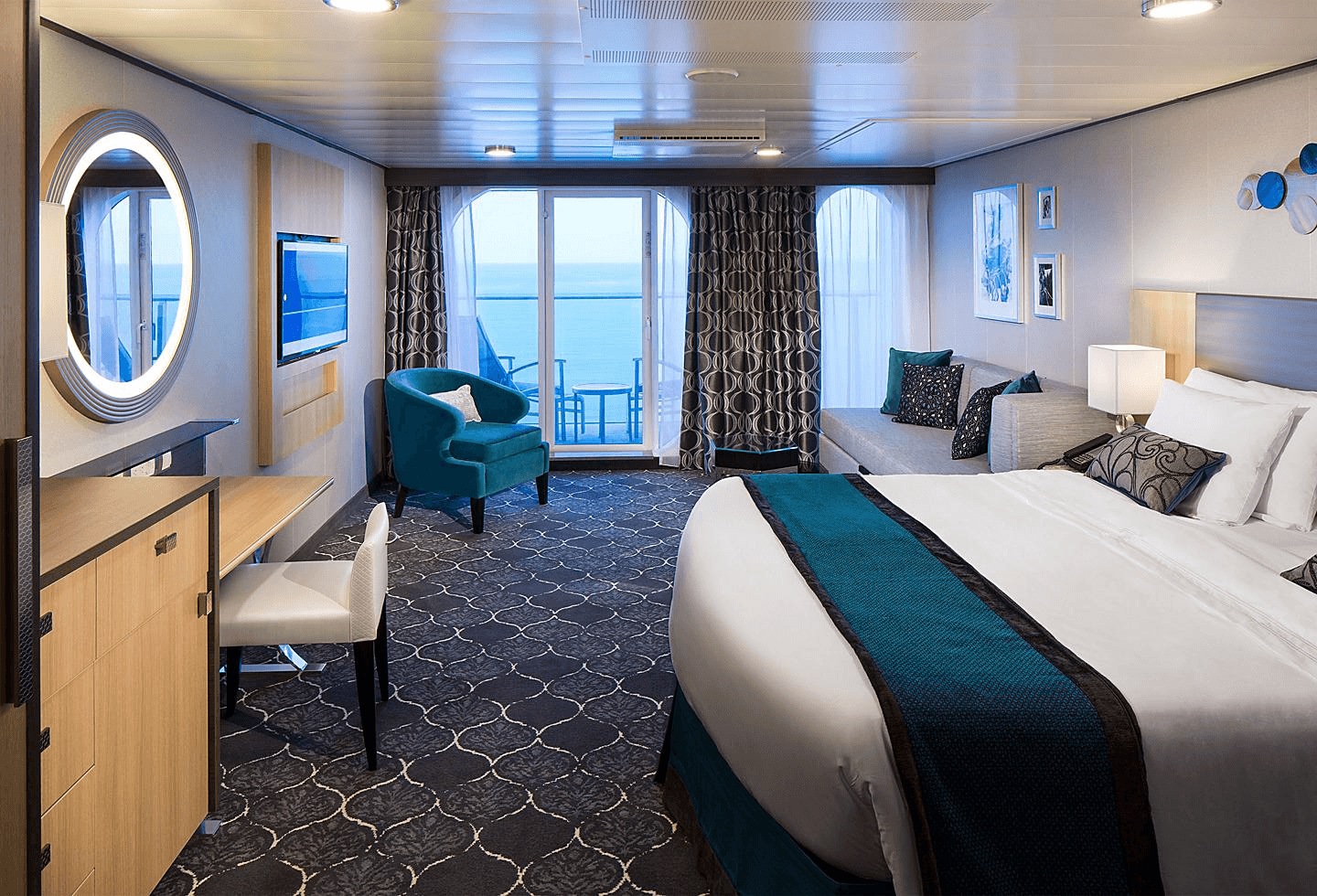 Symphony of the Seas Junior Suite