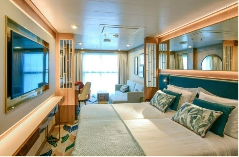World Voyager Infinity Cabin