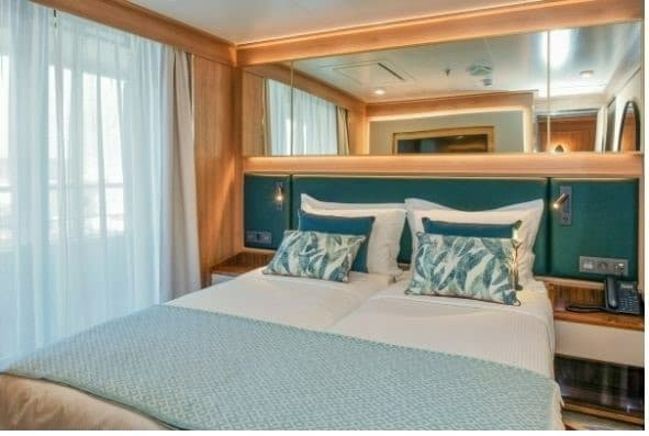 World Voyager Infinity Deluxe Cabin
