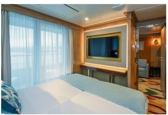 World Voyager Veranda Deluxe Cabin