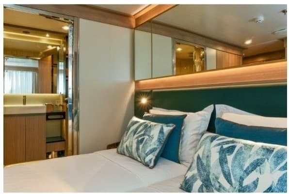 World Voyager Navigator Suite