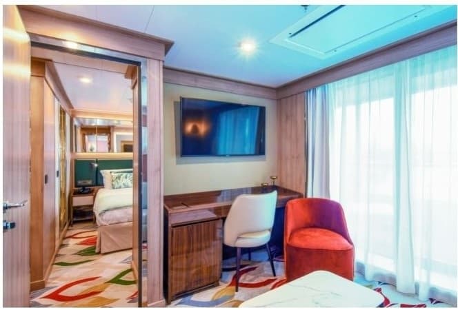 World Voyager cruise ship