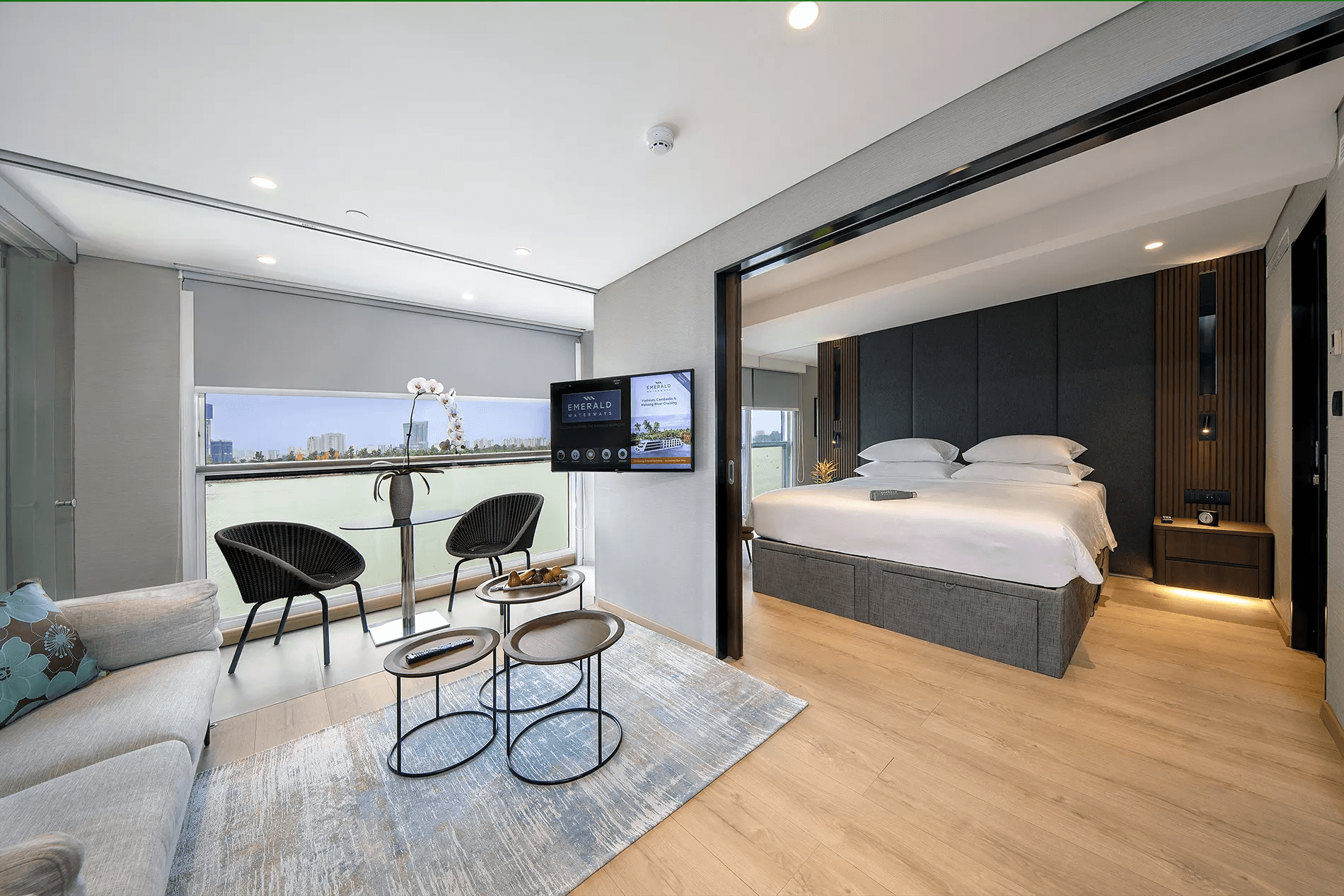 Emerald Harmony Grand Balcony Suite