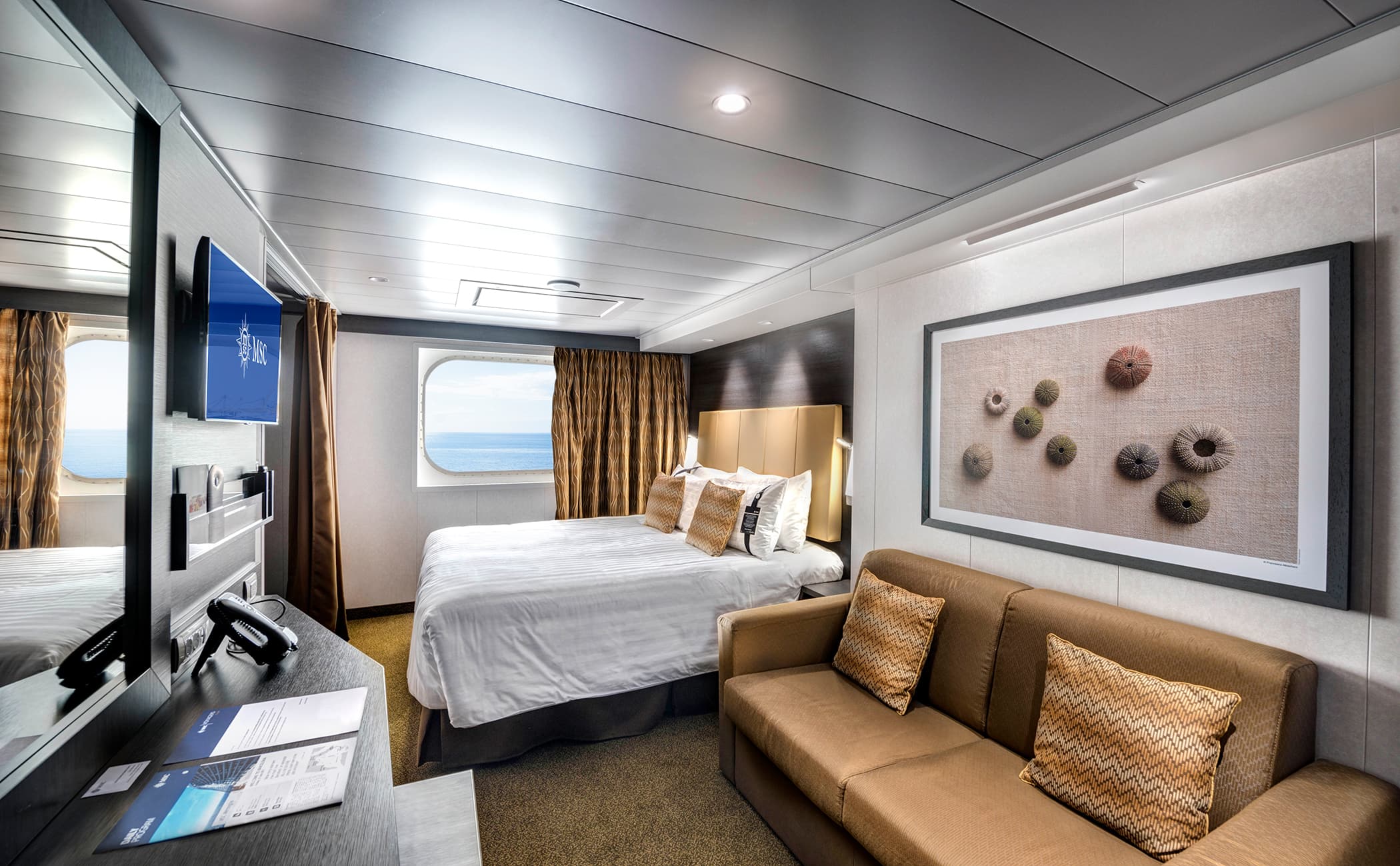MSC Grandiosa DELUXE OCEAN VIEW WITH OBSTRUCTED VIEW FANTASTICA