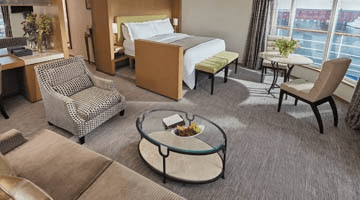 Seven Seas Voyager Seven Seas Suite FORWARD
