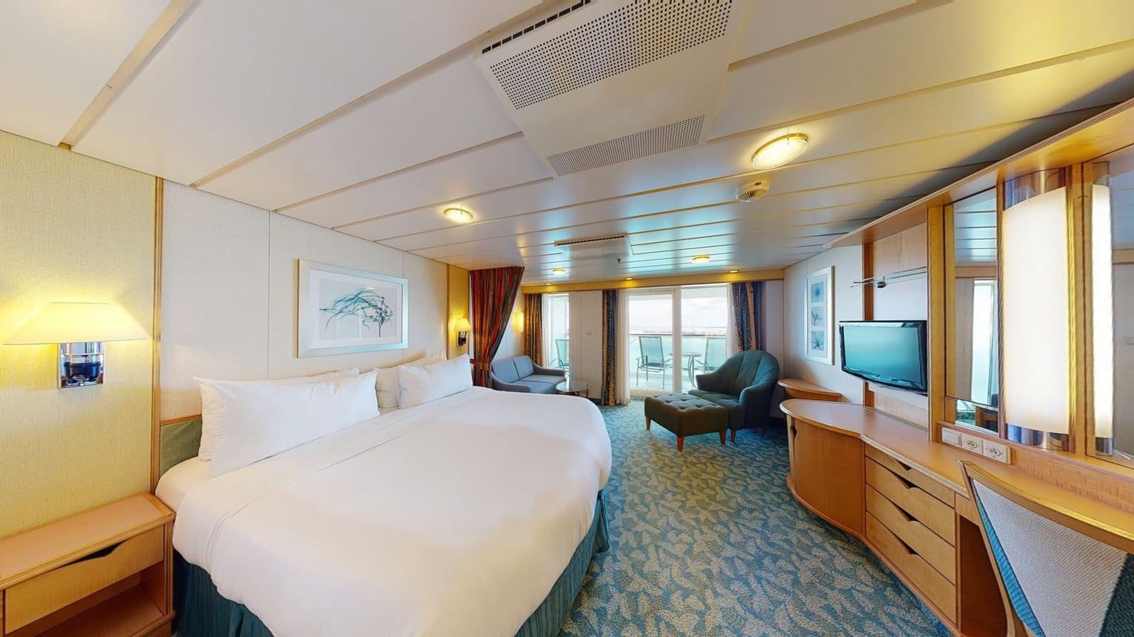 Independence of the Seas Sunset Junior Suite
