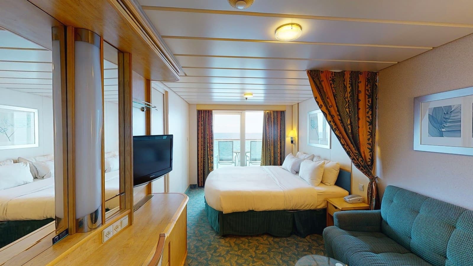 Independence of the Seas Ocean View Balcony Quad GTY