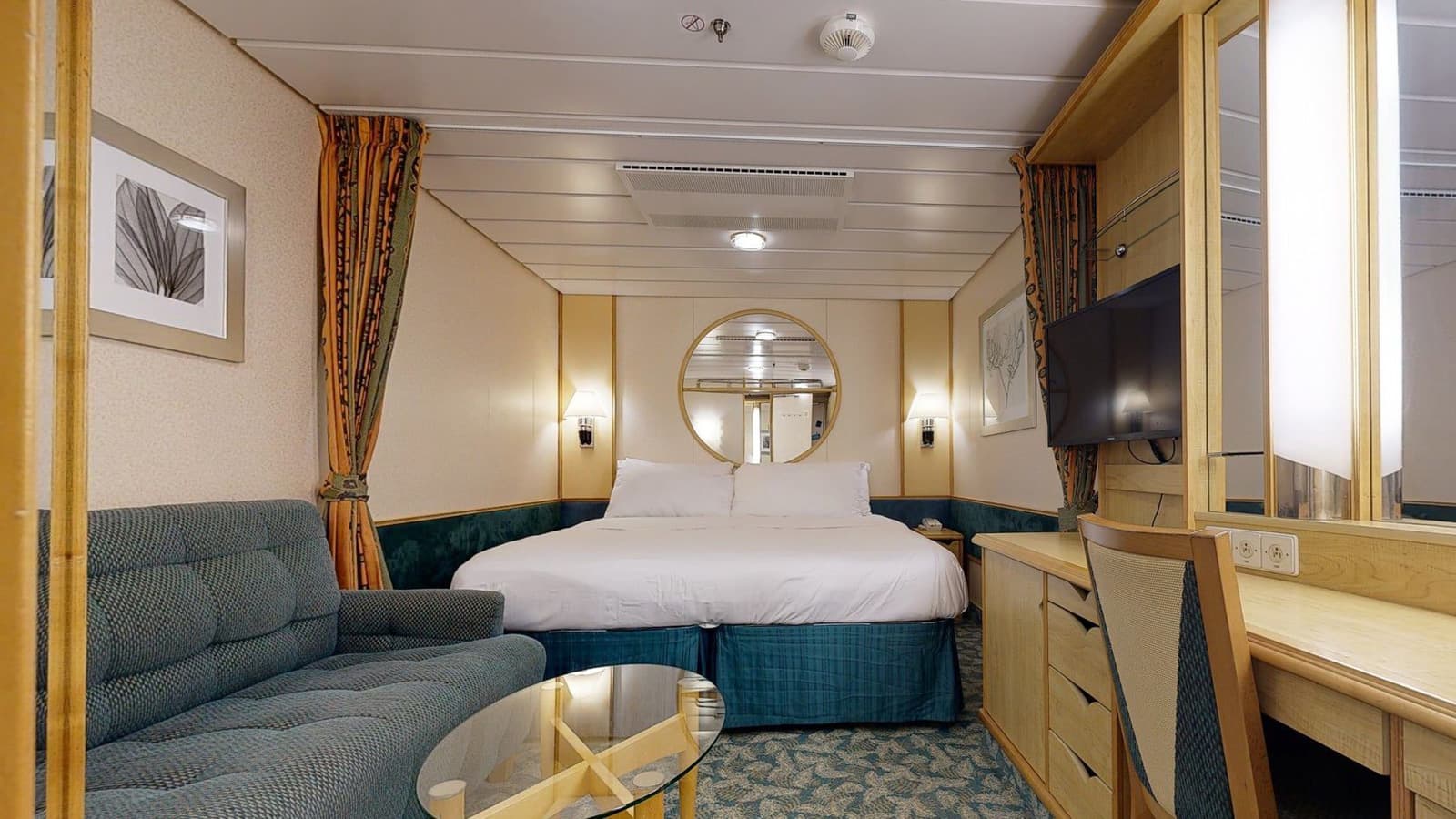 Independence of the Seas Interior Quad GTY