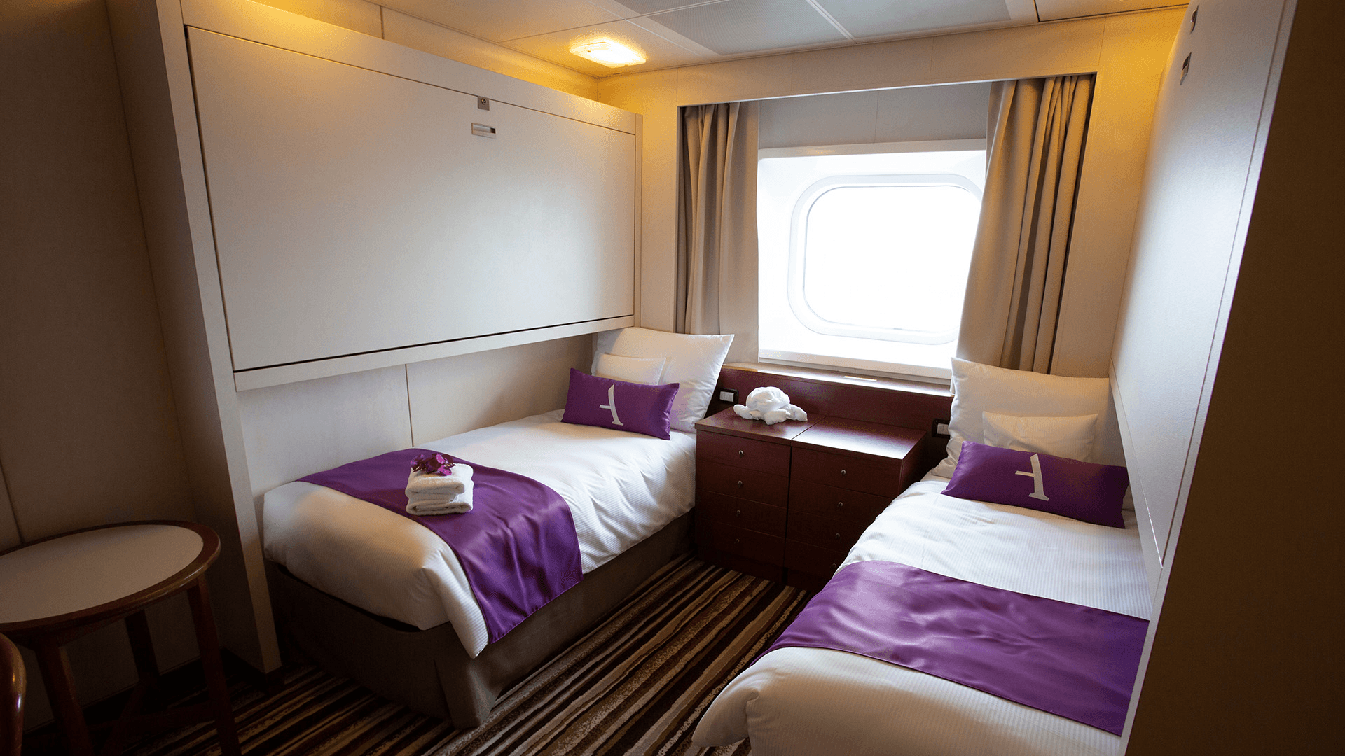 Ambience Ocean View Cabin (Midship - Deck 6)