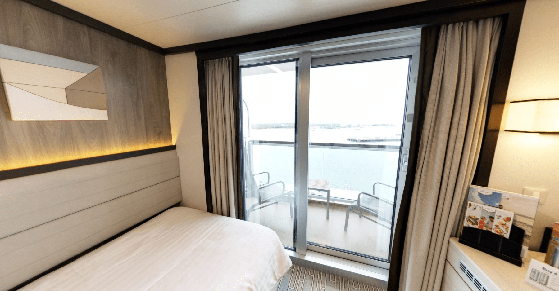 Britannia Single Balcony