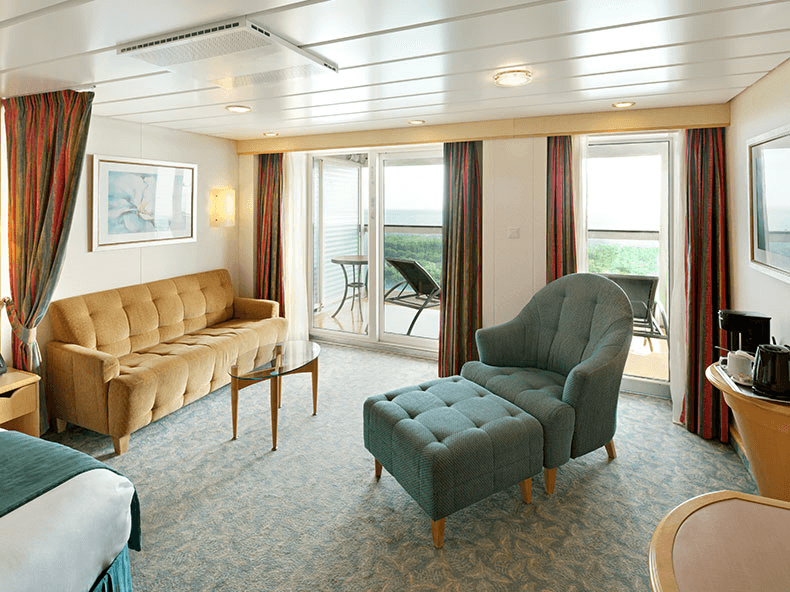 Freedom of the Seas Sunset Junior Suite