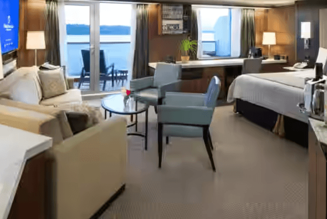 Eurodam Suite cabin