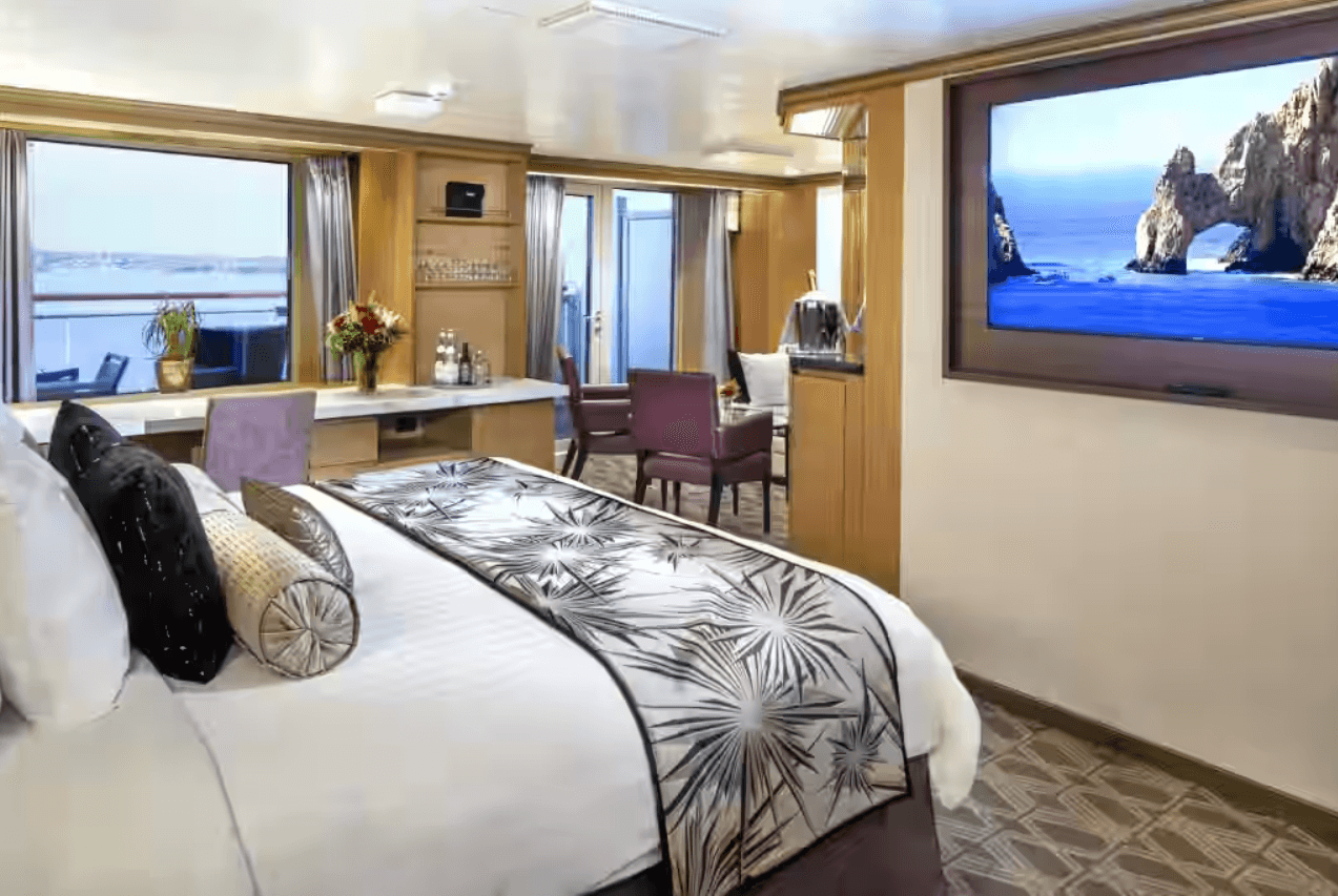 Oosterdam Suite cabin