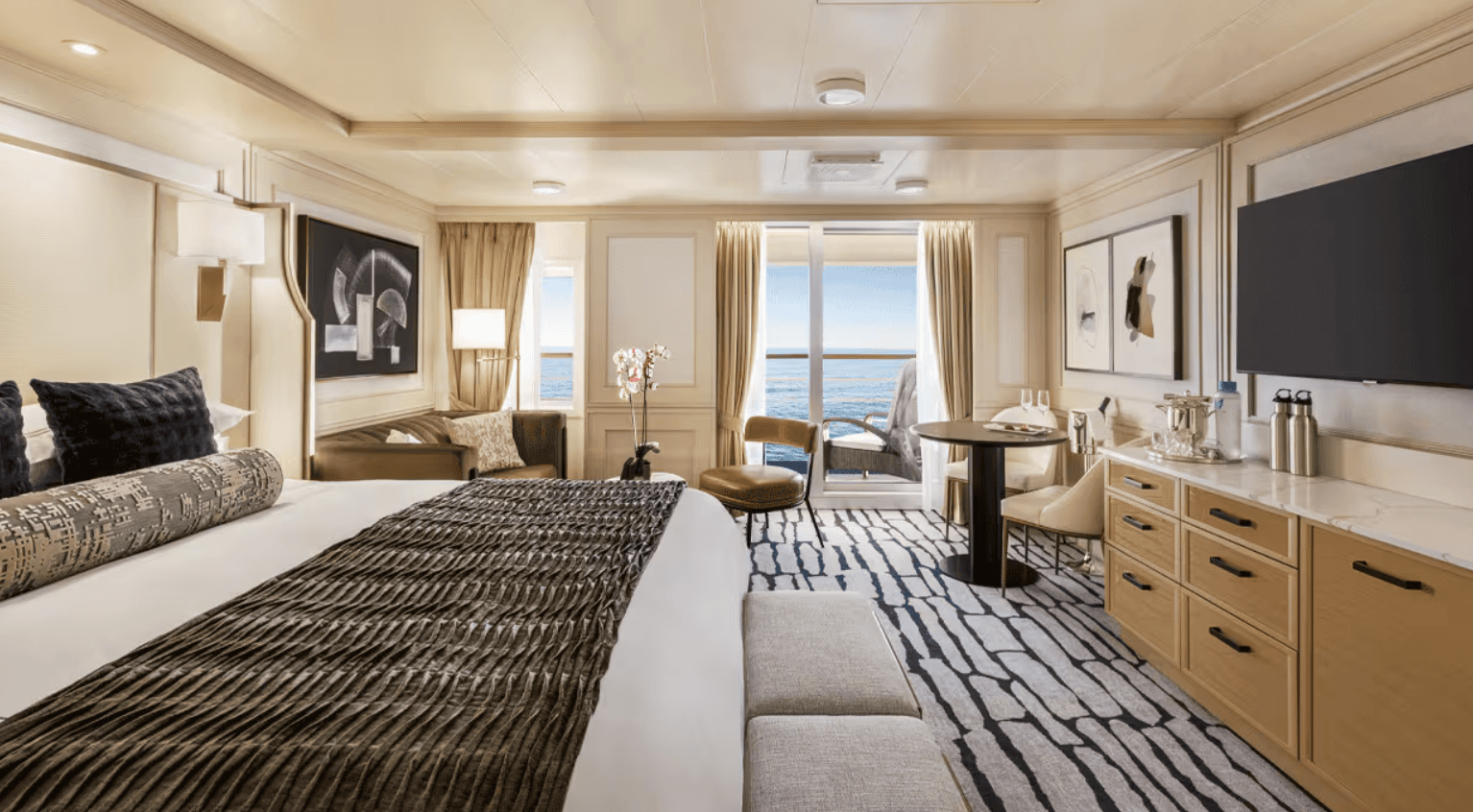 Marina Suite cabin