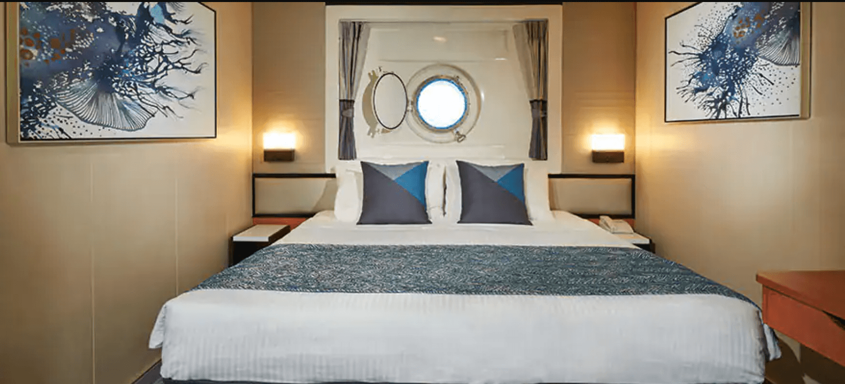 Norwegian Jewel Inside