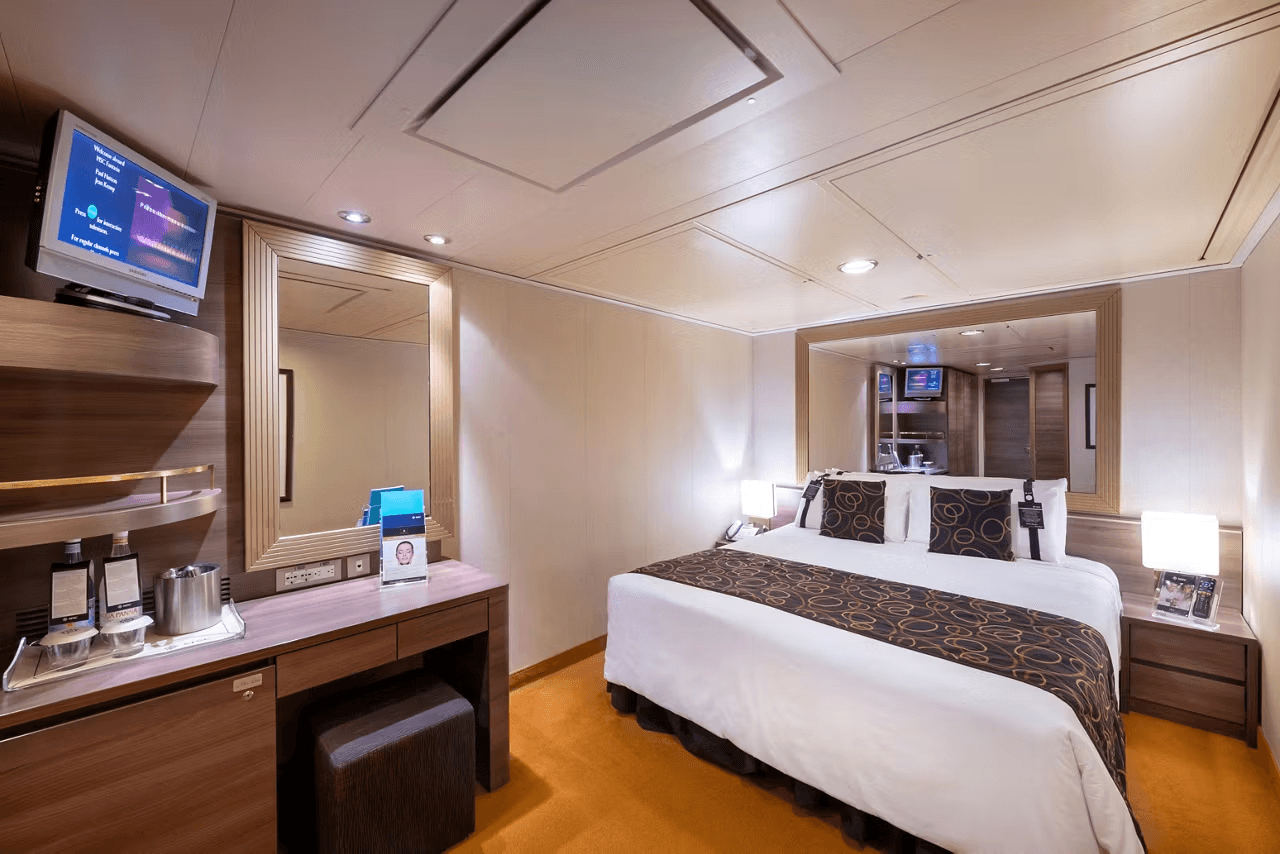 MSC Fantasia INTERIOR BELLA GUARANTEED