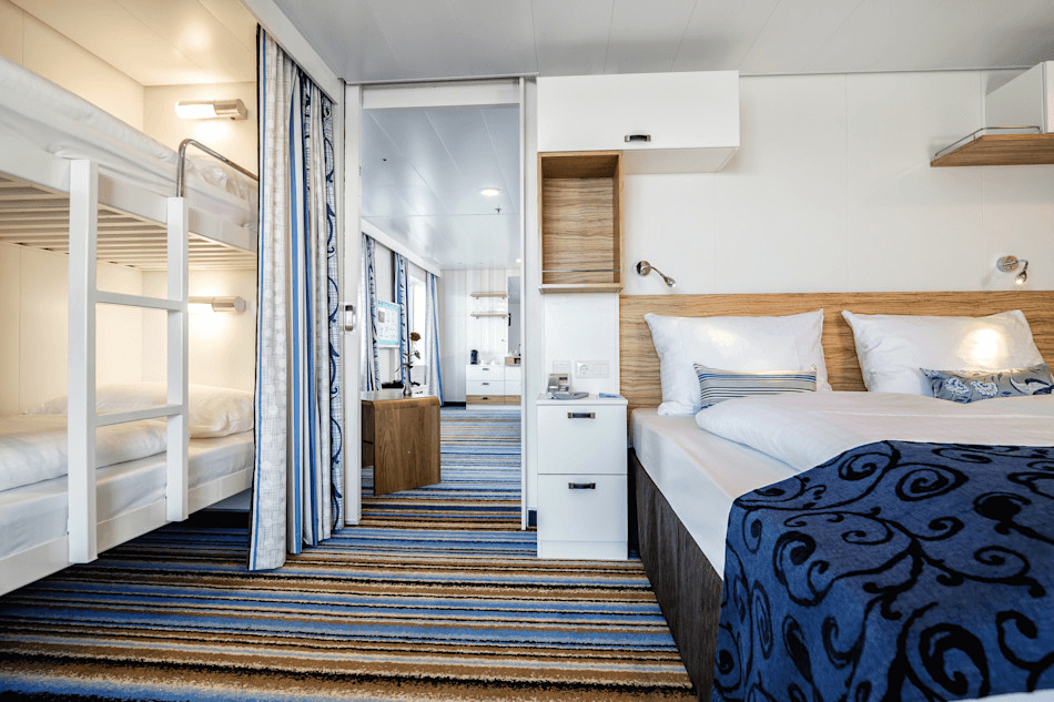 Mein Schiff 3 cruise ship