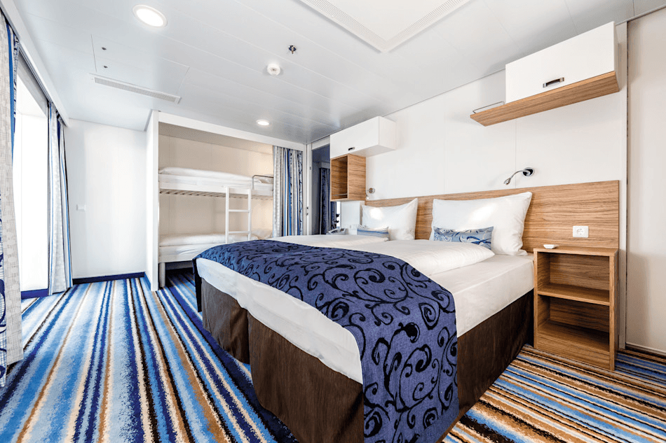 Mein Schiff 3 cruise ship