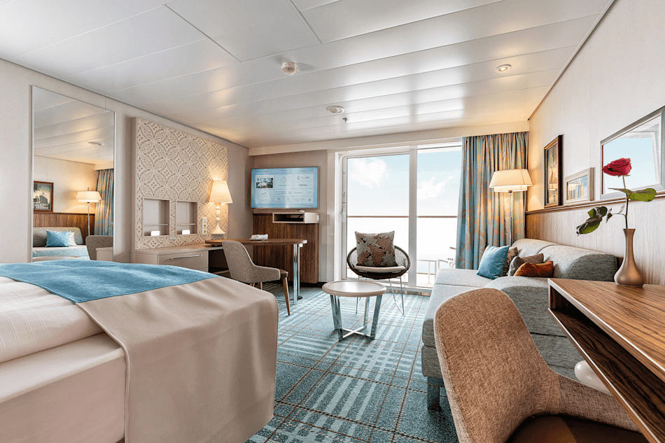 Mein Schiff 4 cruise ship