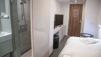 Emerald Luna Single Stateroom - Single Occupancy Only