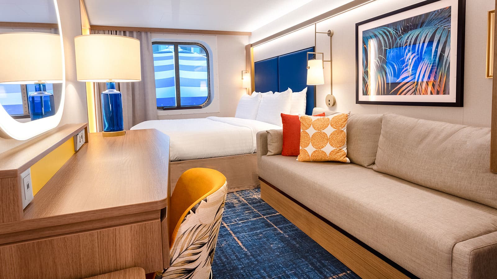 Hero of the Seas Surfside Family View Interior