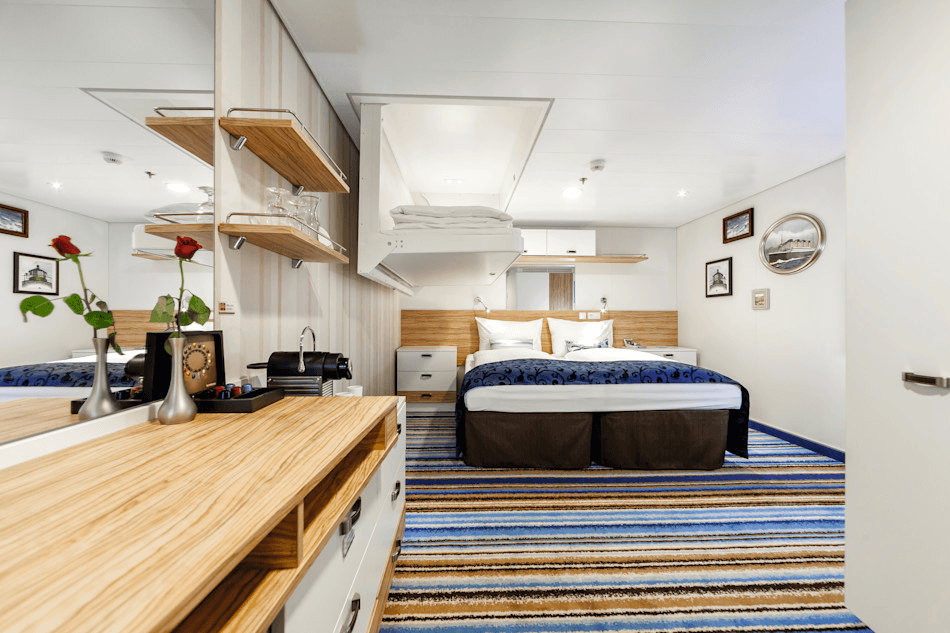 Mein Schiff 4 cruise ship