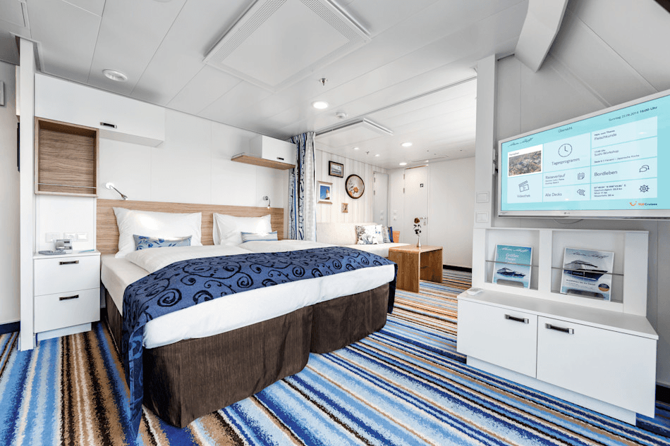 Mein Schiff 5 cruise ship
