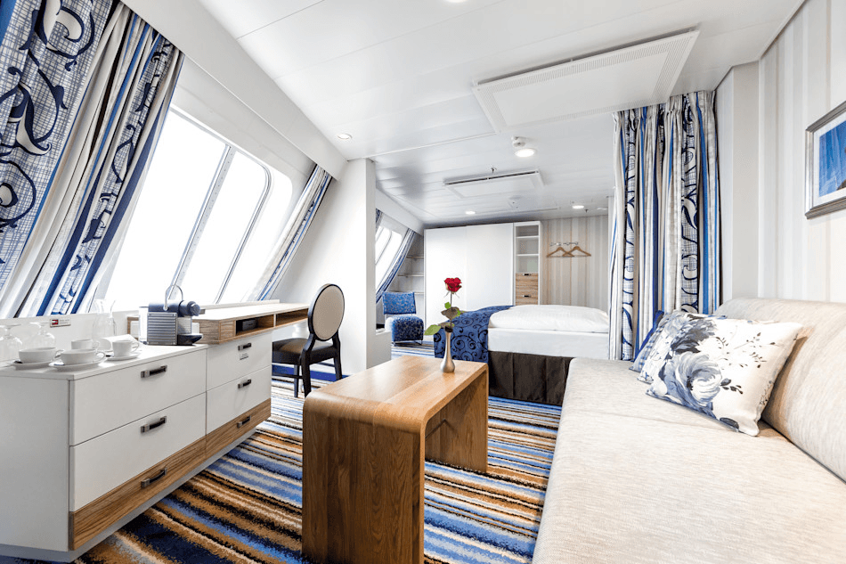 Mein Schiff 5 cruise ship