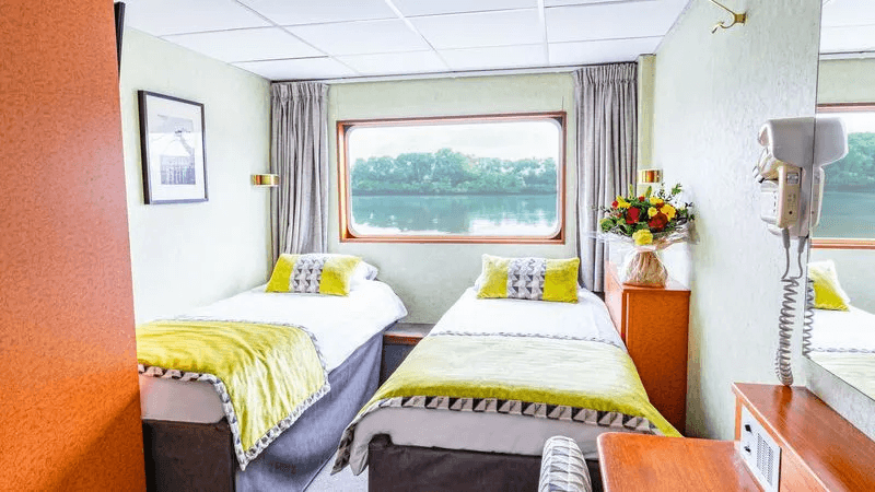 MS France Oceanview cabin