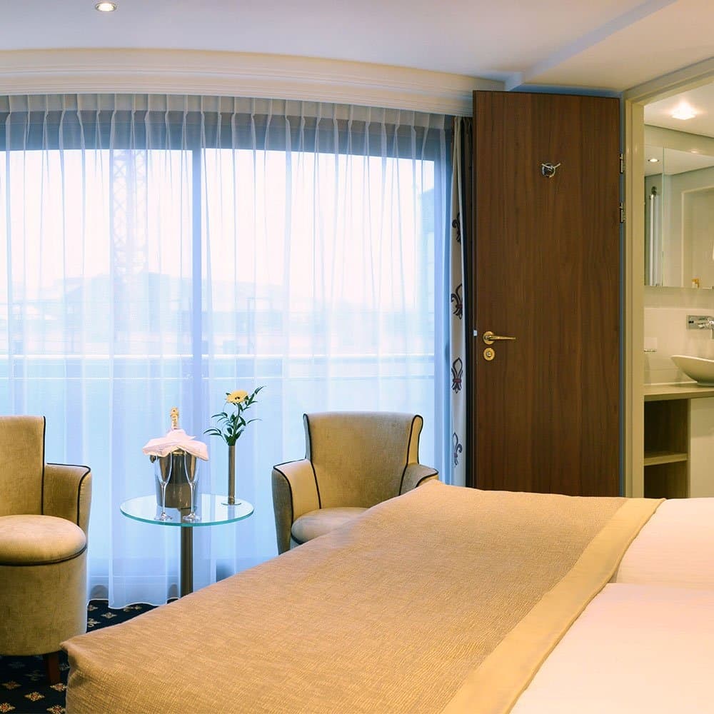 MS Jane Austen Suite cabin