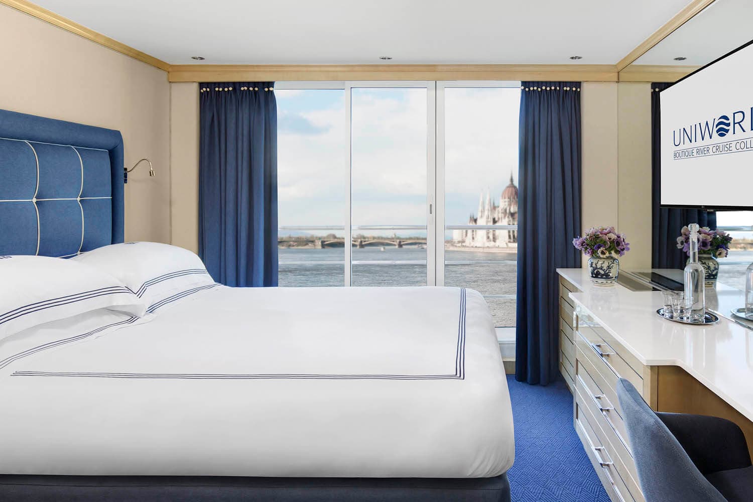 S.S. Beatrice Balcony cabin