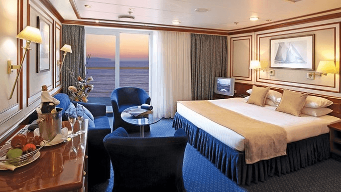 National Geographic Orion Oceanview cabin