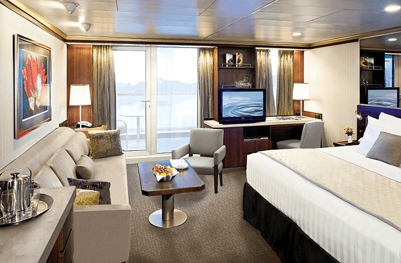 Eurodam Suite cabin