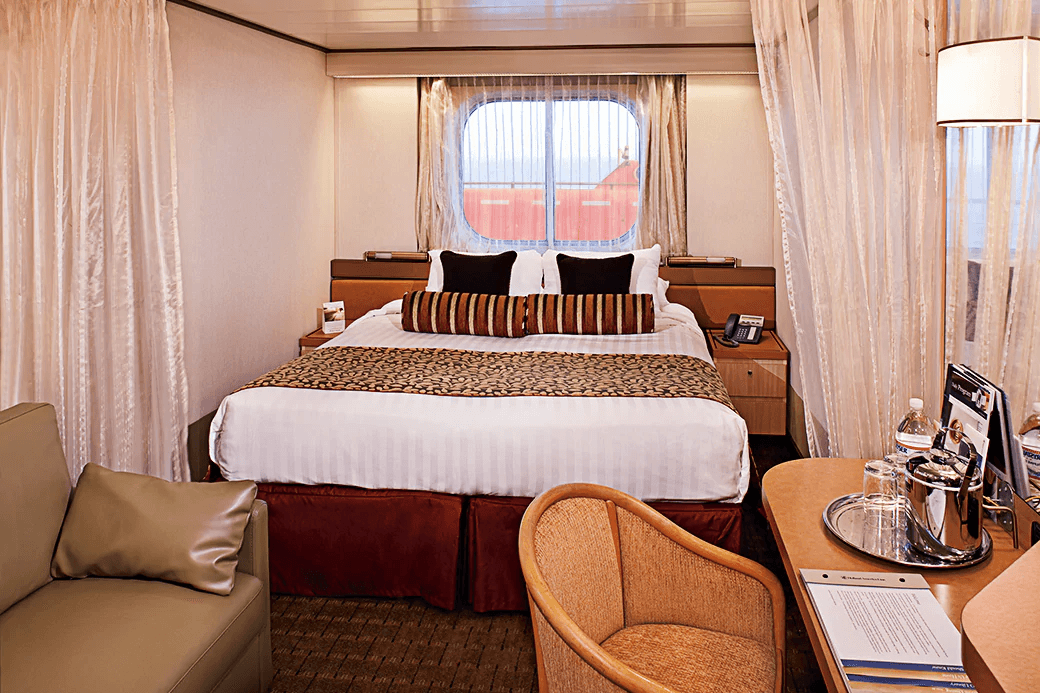Volendam Oceanview cabin