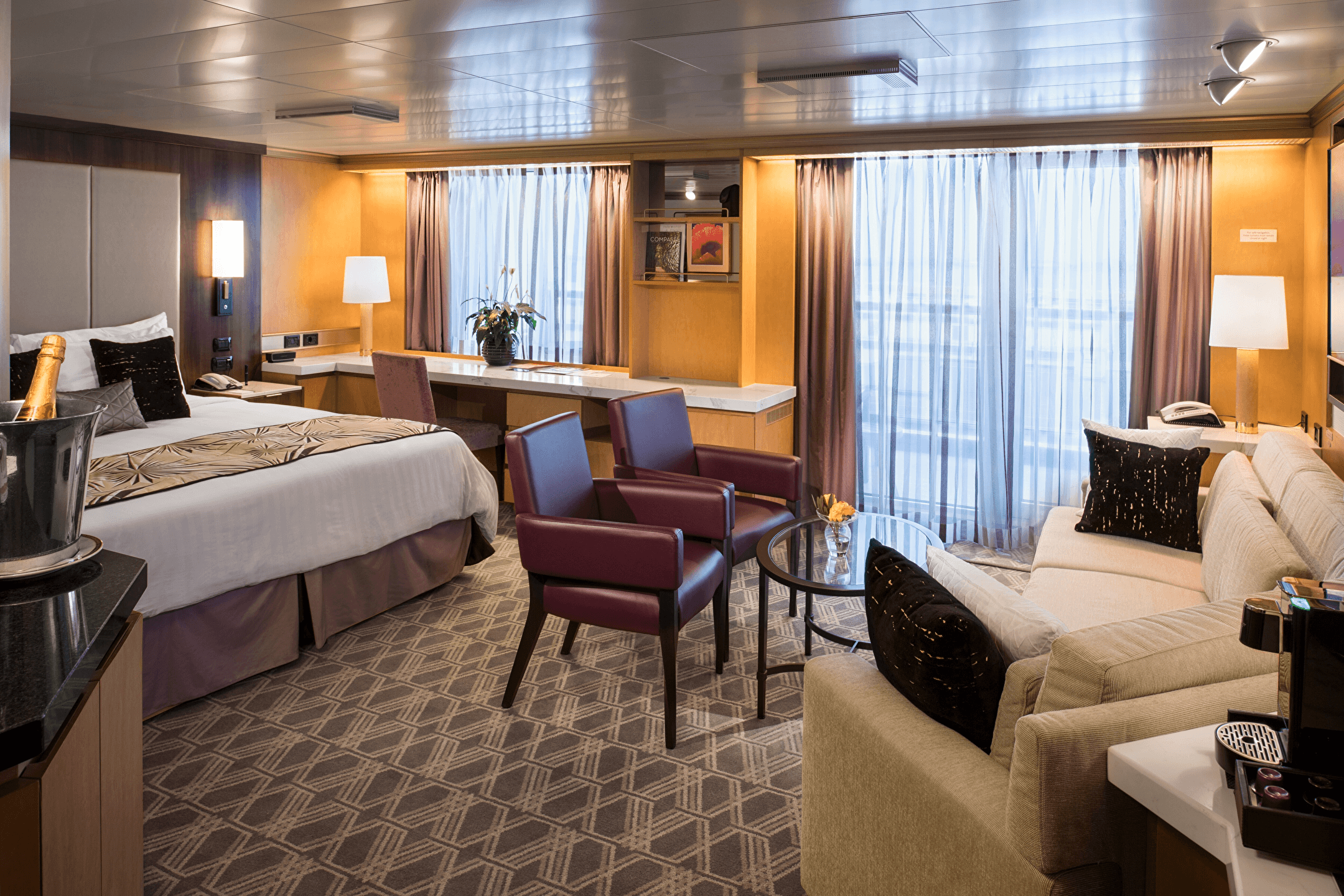 Zuiderdam Suite cabin