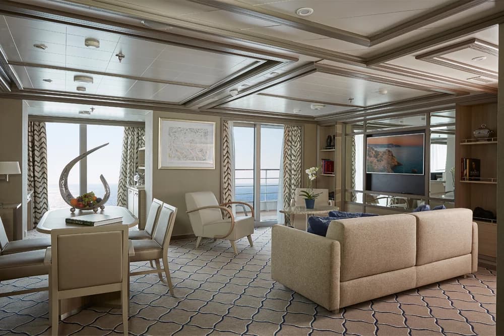 Silver Moon Suite cabin