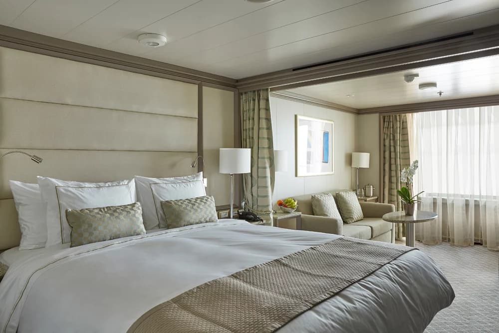Silver Moon Suite cabin